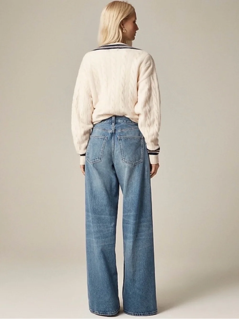 NWT JCrew Mid Rise Super Wide Leg Jean Size 24 Med Light Wash Denim $158 CN381